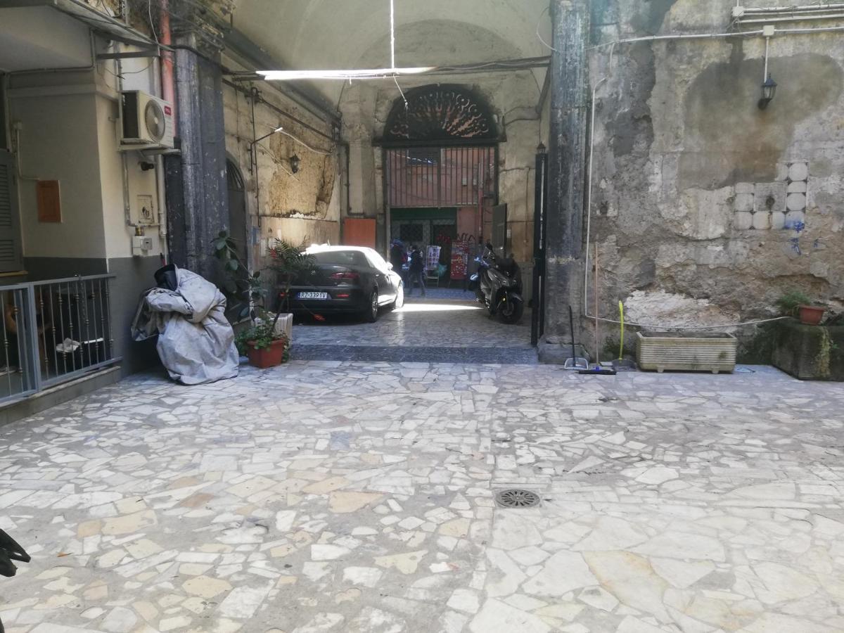A Napoli Lägenhet Exteriör bild